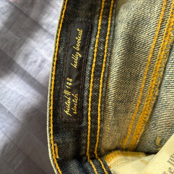 Women’s Jeans - Picture 4 of 5